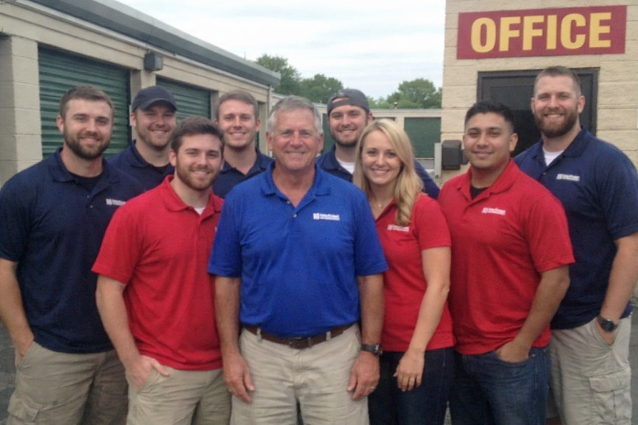 Water damage restoration professionals in Indio, CA